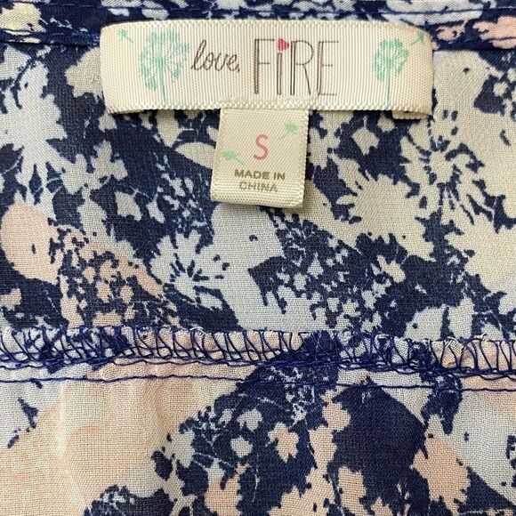 Love, Fire | Sheer Blouse - Picture 7 of 9